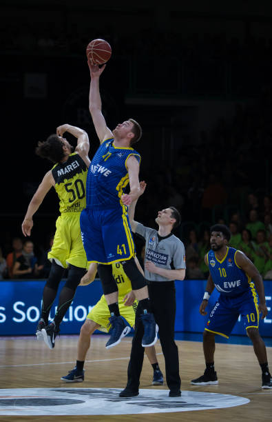 他们在这里 他们在这里