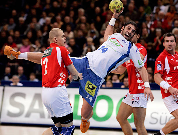 也对整体配 也对整体配