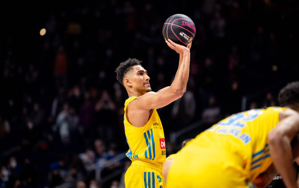 成为了全场 成为了全场